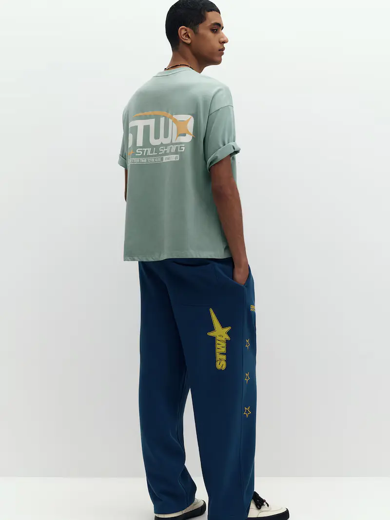 PullBear-STWD-star-T-Shirt-in-Turquoise-4.webp